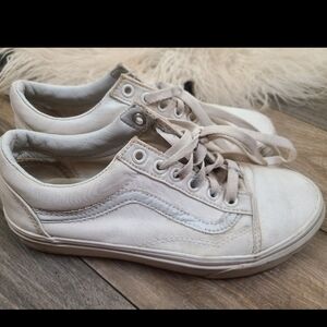 Vans Old Skool True White Sneakers Size 7
